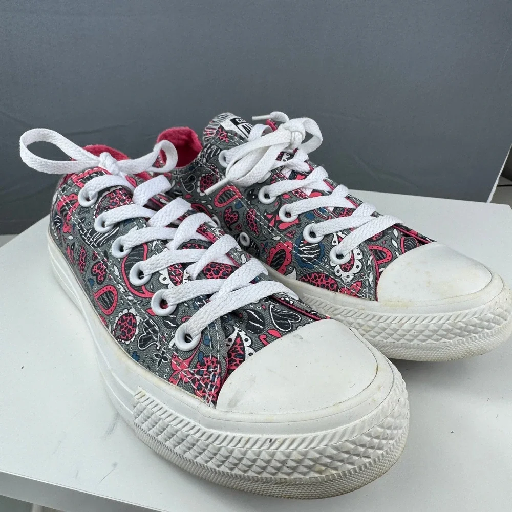Converse Chuck Taylor All Star Womens Size 8 Paisley Pink Gray Low Top Sneaker